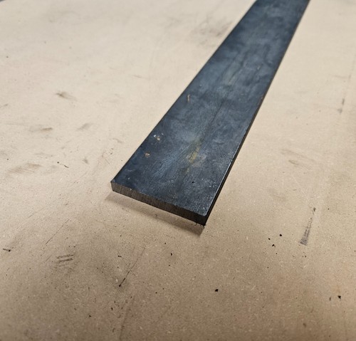 Steel flat bar x - x,